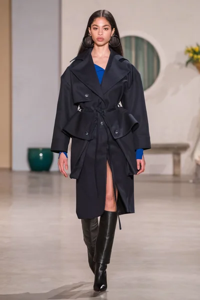 Look 32